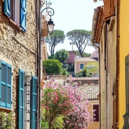 Les Terrasses De Lô 3* Bormes-les-Mimosas