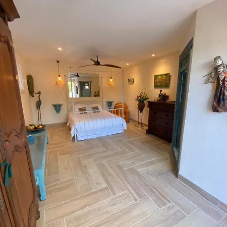Les Terrasses De Lô 3* Bormes-les-Mimosas